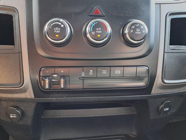 2018 Ram 2500 Tradesman Crew Cab 4x4 8' Box