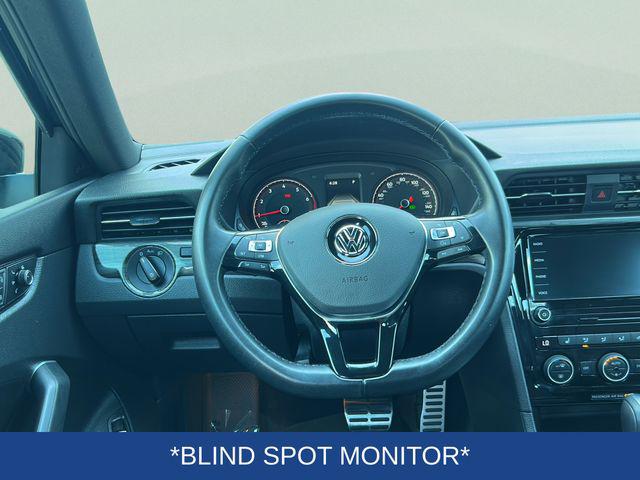 2022 Volkswagen Passat 2.0T R-Line