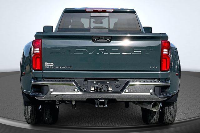 2026 Chevrolet Silverado 3500HD Crew Cab, Long Bed, LTZ Dual Rear Wheel, RWD