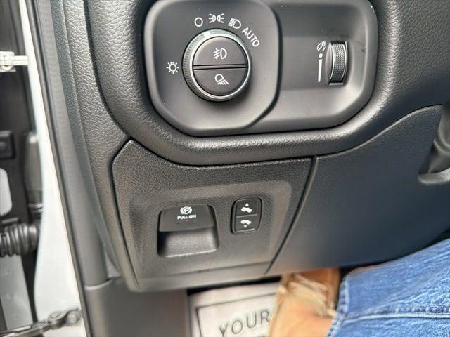2026 Ram 1500 Lone Star Crew Cab 4x2 5'7" Box