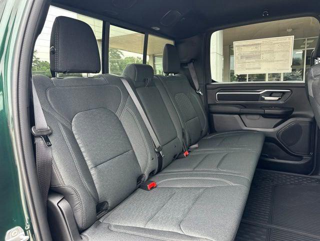2026 Ram 1500 Lone Star Crew Cab 4x4 5'7" Box