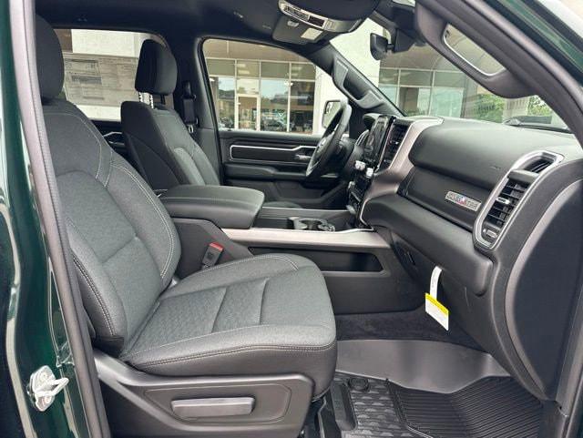 2026 Ram 1500 Lone Star Crew Cab 4x4 5'7" Box