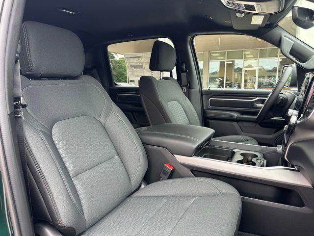 2026 Ram 1500 Lone Star Crew Cab 4x4 5'7" Box