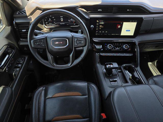 2024 GMC Sierra 1500 4WD Crew Cab Short Box AT4