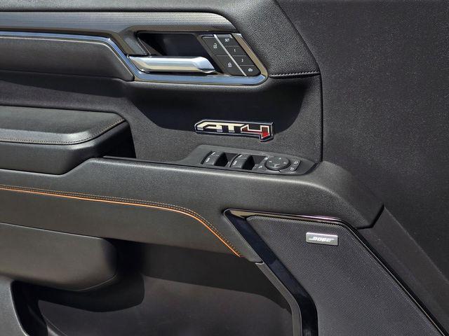 2024 GMC Sierra 1500 4WD Crew Cab Short Box AT4