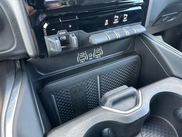2026 Ram 1500 Laramie Crew Cab 4x4 5'7" Box