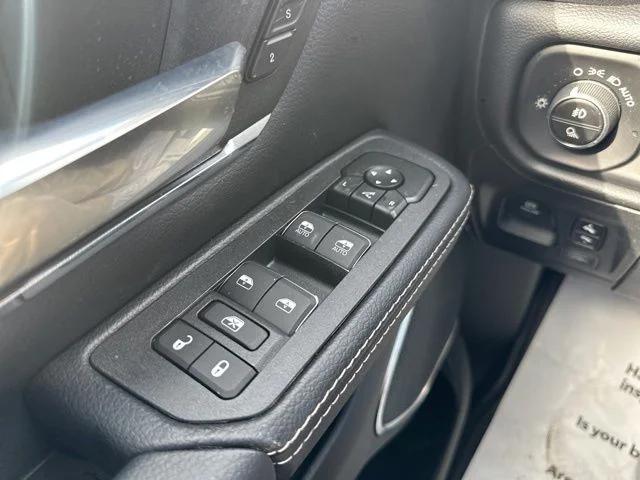 2026 Ram 1500 Laramie Crew Cab 4x4 5'7" Box
