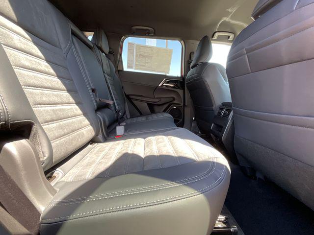 2026 Mitsubishi Outlander LE 1.5T S-AWC