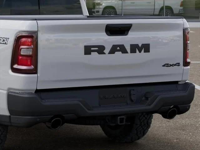 2026 Ram 1500 Warlock Crew Cab 4x4 5'7" Box