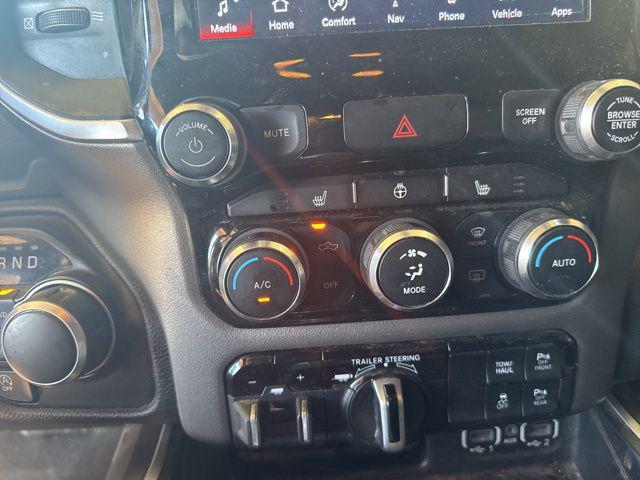 2022 Ram 1500 Big Horn Crew Cab 4x4 5'7" Box