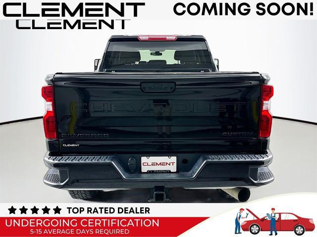 2022 Chevrolet Silverado 2500HD 4WD Crew Cab Standard Bed Custom