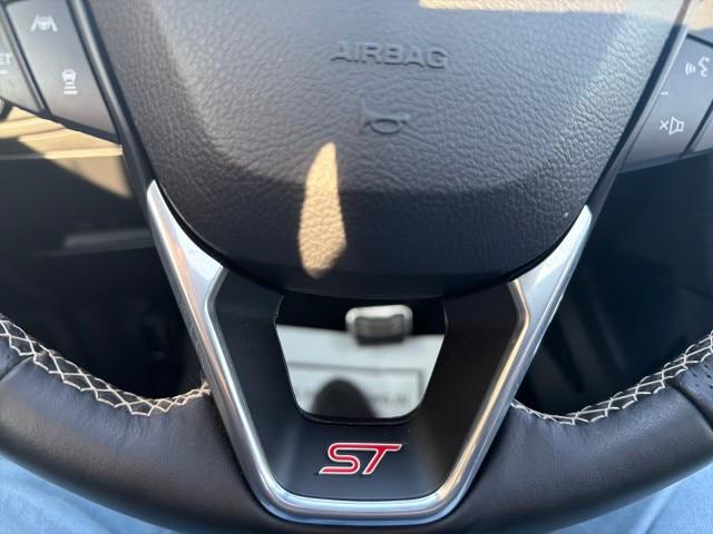 2024 Ford Edge ST