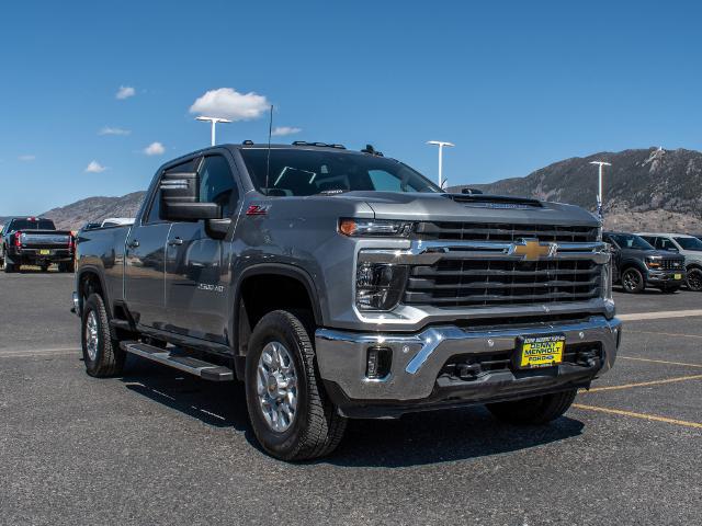 2025 Chevrolet Silverado 2500HD 4WD Crew Cab Standard Bed LT