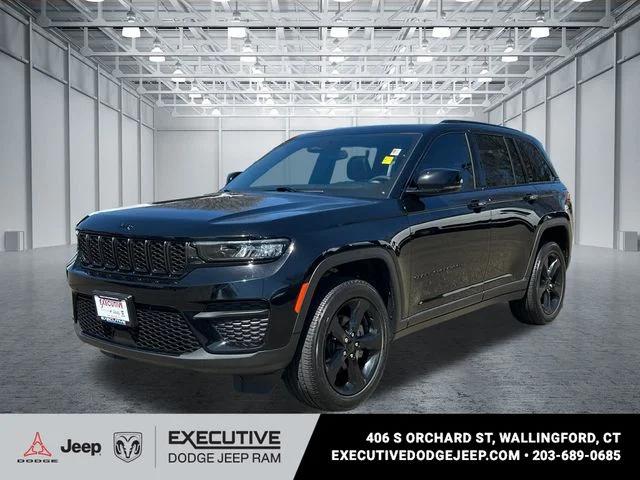 2023 Jeep Grand Cherokee Altitude 4x4 for sale in Wallingford, CT