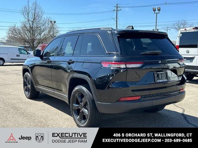 2023 Jeep Grand Cherokee Altitude 4x4