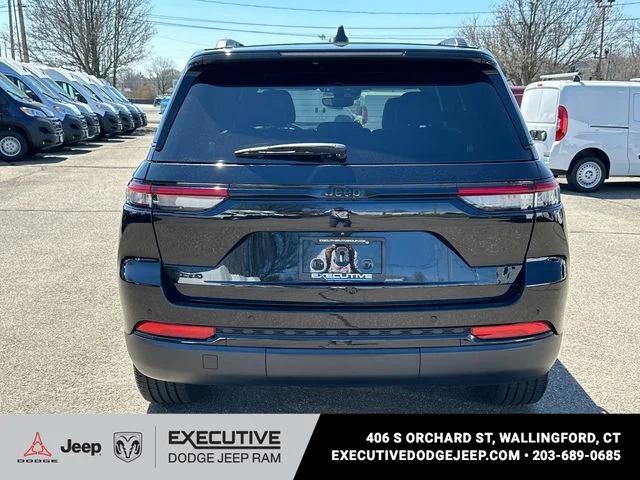 2023 Jeep Grand Cherokee Altitude 4x4