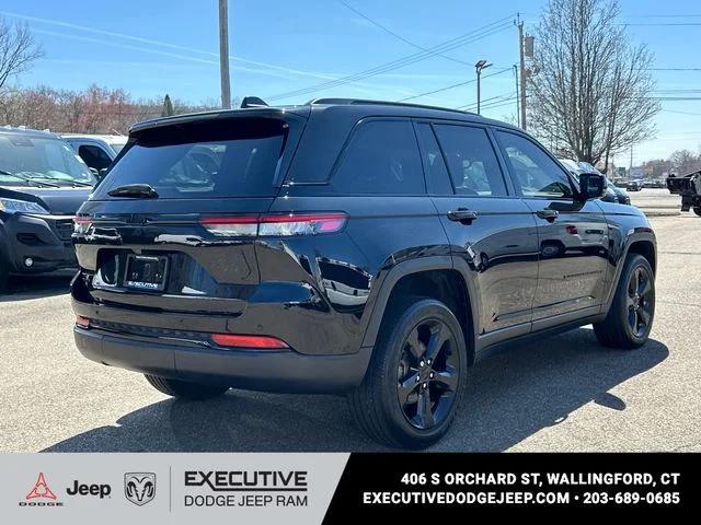 2023 Jeep Grand Cherokee Altitude 4x4