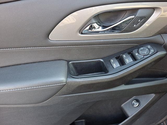 2023 Chevrolet Traverse AWD LT Cloth