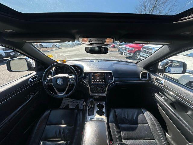 2017 Jeep Grand Cherokee Limited 4x4 2017 Jeep Grand Cherokee Limited 4x4