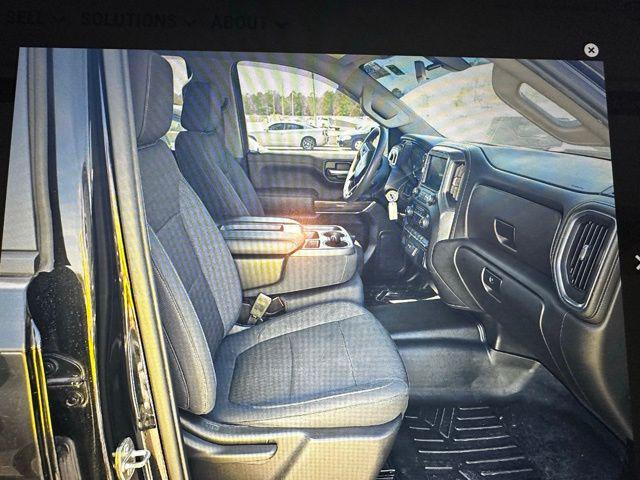 2020 Chevrolet Silverado 1500 4WD Crew Cab Short Bed LT