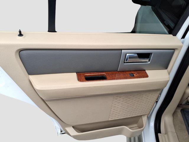 2010 Ford Expedition Unknown