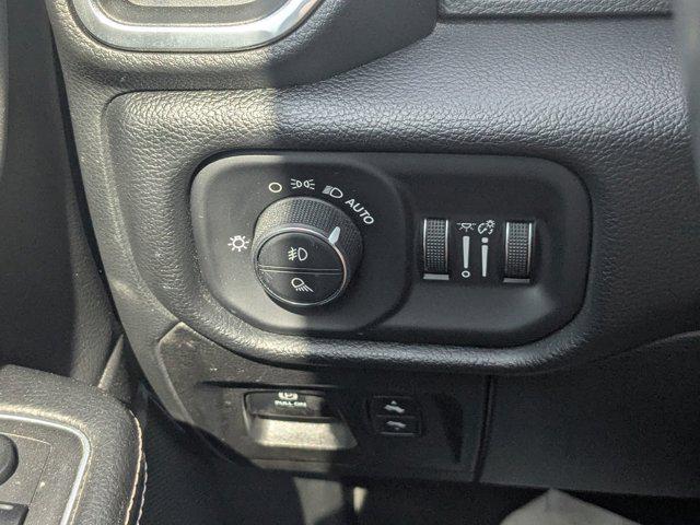 2022 Ram 1500 Laramie Crew Cab 4x4 5'7" Box