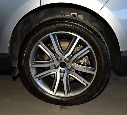 2023 Ford Edge Titanium