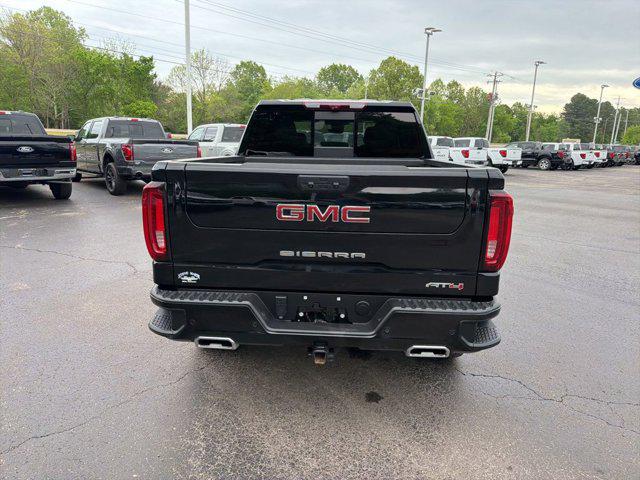 2024 GMC Sierra 1500 4WD Crew Cab Short Box AT4