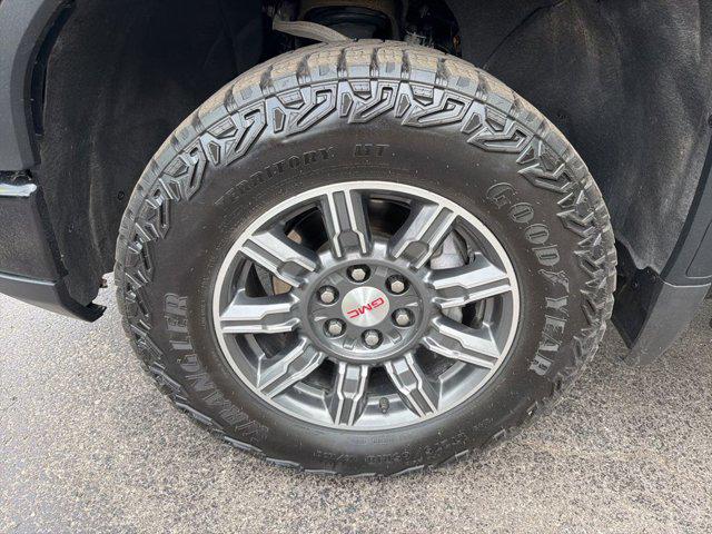 2024 GMC Sierra 1500 4WD Crew Cab Short Box AT4