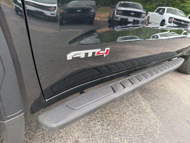 2024 GMC Sierra 1500 4WD Crew Cab Short Box AT4