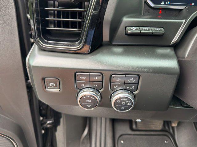 2024 GMC Sierra 1500 4WD Crew Cab Short Box AT4