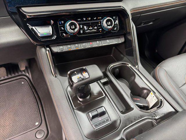 2024 GMC Sierra 1500 4WD Crew Cab Short Box AT4