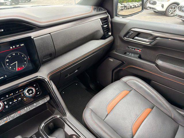 2024 GMC Sierra 1500 4WD Crew Cab Short Box AT4