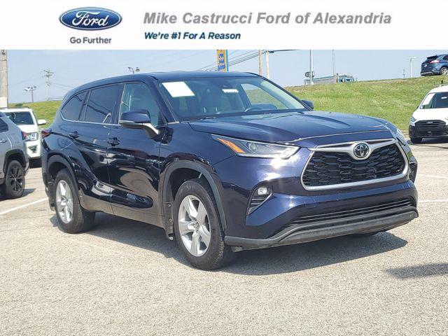 2021 Toyota Highlander LE for sale in Alexandria, KY