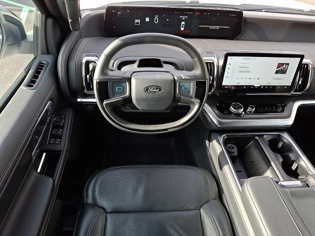 2025 Ford Expedition Platinum MAX