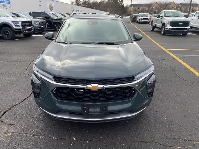 2025 Chevrolet Trax FWD LT