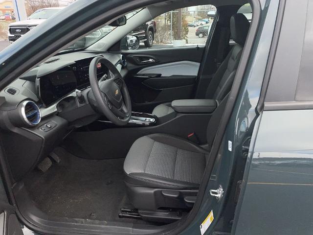 2025 Chevrolet Trax FWD LT