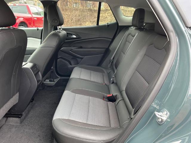 2025 Chevrolet Trax FWD LT