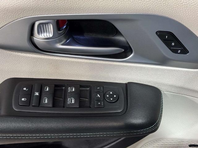 2019 Chrysler Pacifica Hybrid Limited