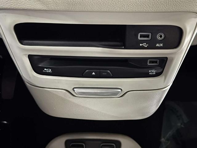 2019 Chrysler Pacifica Hybrid Limited