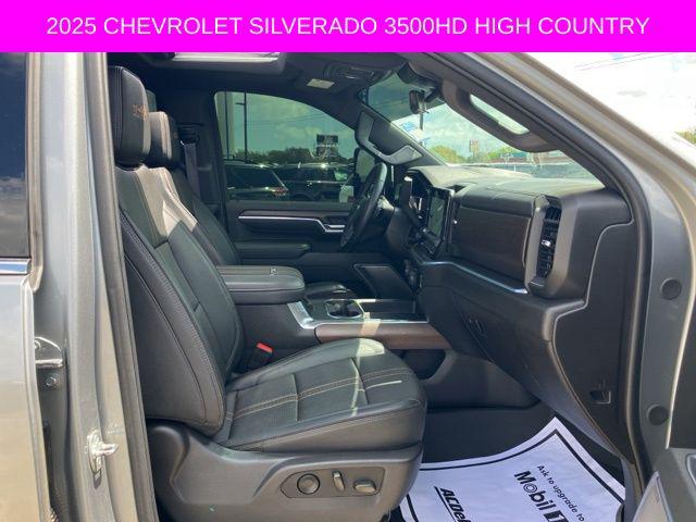 2025 Chevrolet Silverado 3500HD 4WD Crew Cab Long Bed High Country