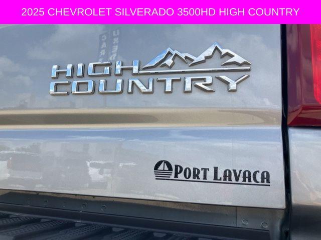 2025 Chevrolet Silverado 3500HD 4WD Crew Cab Long Bed High Country