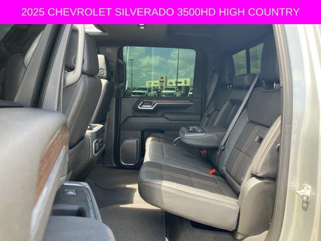 2025 Chevrolet Silverado 3500HD 4WD Crew Cab Long Bed High Country