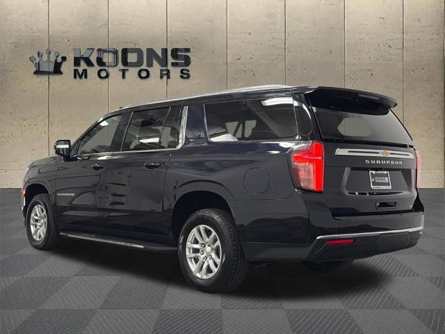 2024 Chevrolet Suburban 4WD LT