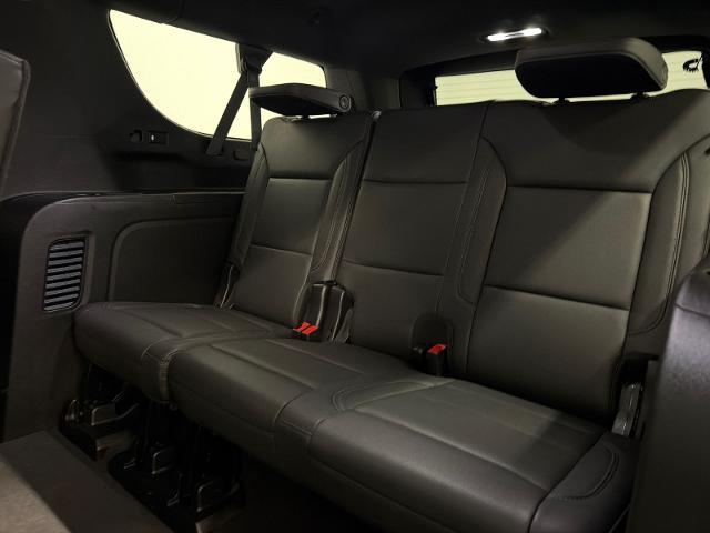2024 Chevrolet Suburban 4WD LT