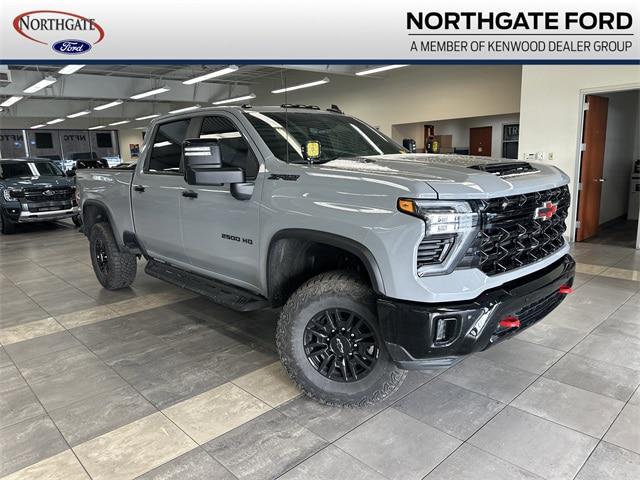 2025 Chevrolet Silverado 2500HD 4WD Crew Cab Standard Bed ZR2 for sale in Cincinnati, OH