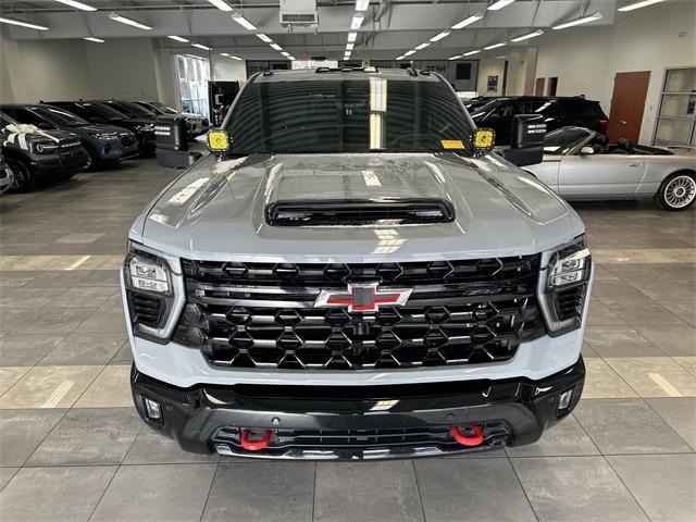 2025 Chevrolet Silverado 2500HD 4WD Crew Cab Standard Bed ZR2