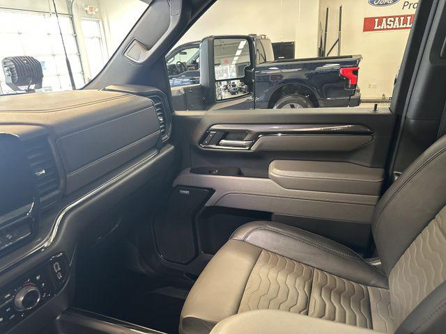 2025 Chevrolet Silverado 2500HD 4WD Crew Cab Standard Bed ZR2