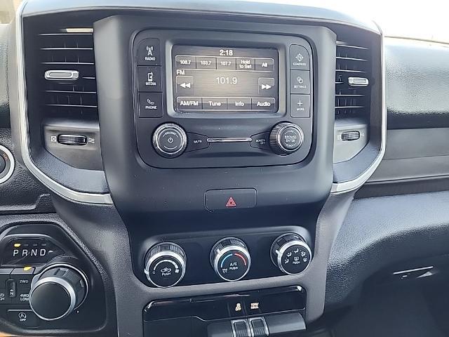 2023 Ram 1500 Big Horn Crew Cab 4x4 5'7" Box