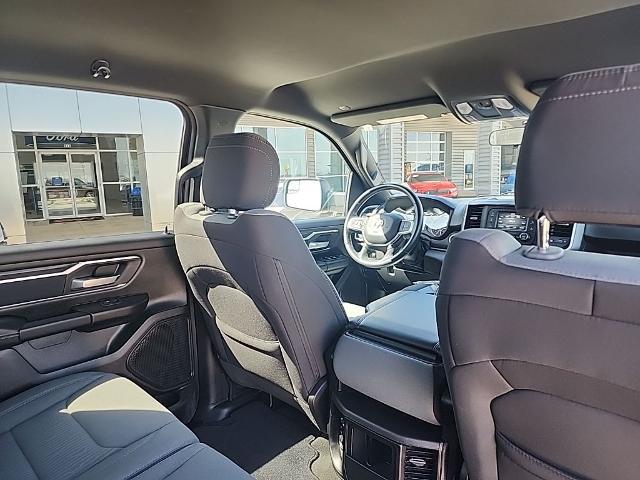 2023 Ram 1500 Big Horn Crew Cab 4x4 5'7" Box